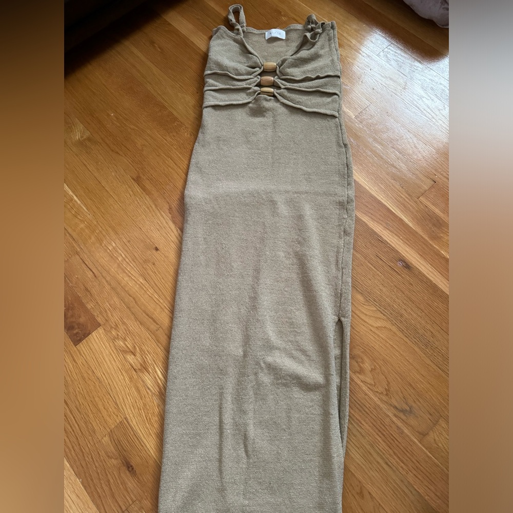 Mable Dress Size Medium - worn once - perfect condition